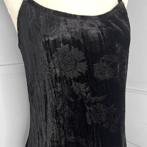 Disturbia Black Velour Floral Embossed Spaghetti Strap Maxi Slip Gown NWOT - Picture 4 of 14